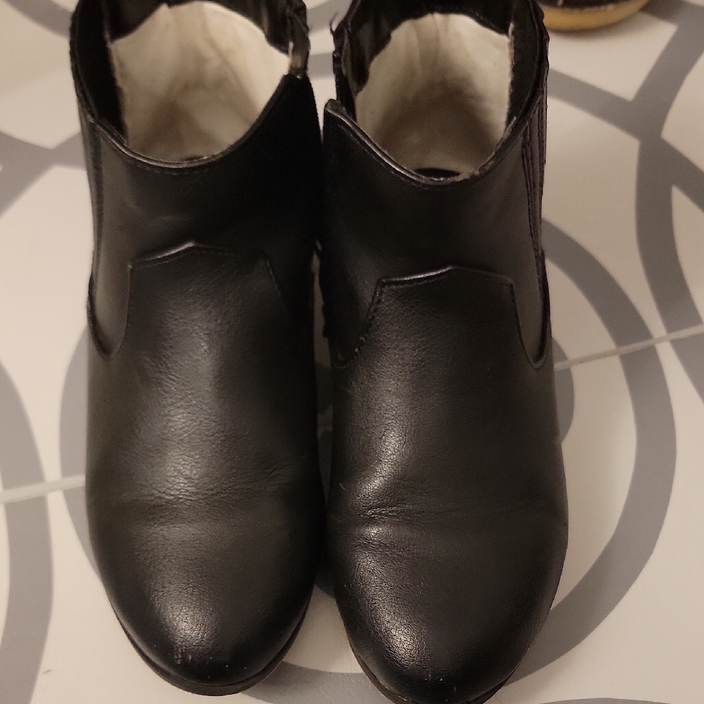 Girls Black Leather Ankle Boots